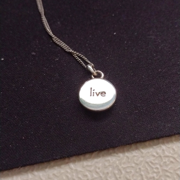 ❤️ Brighton Mini Pendant Silver plated Necklace wrapped NWT - Picture 3 of 4